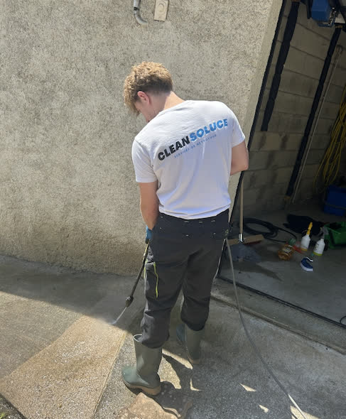 Louis sur un chantier CleanSoluce